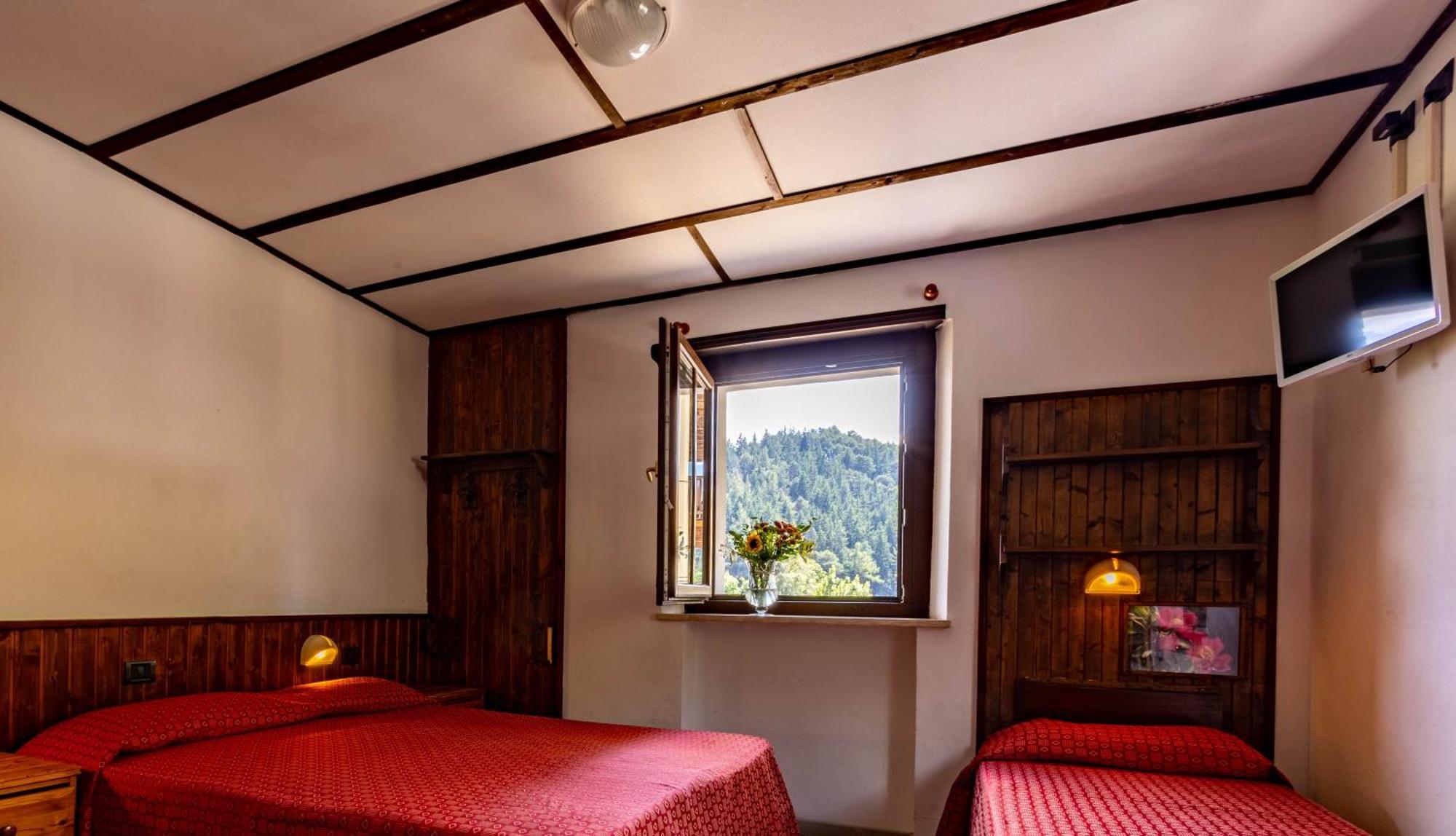 Hotel, Bar & Bistrot Saint Nicolas Gran Paradiso Luaran gambar