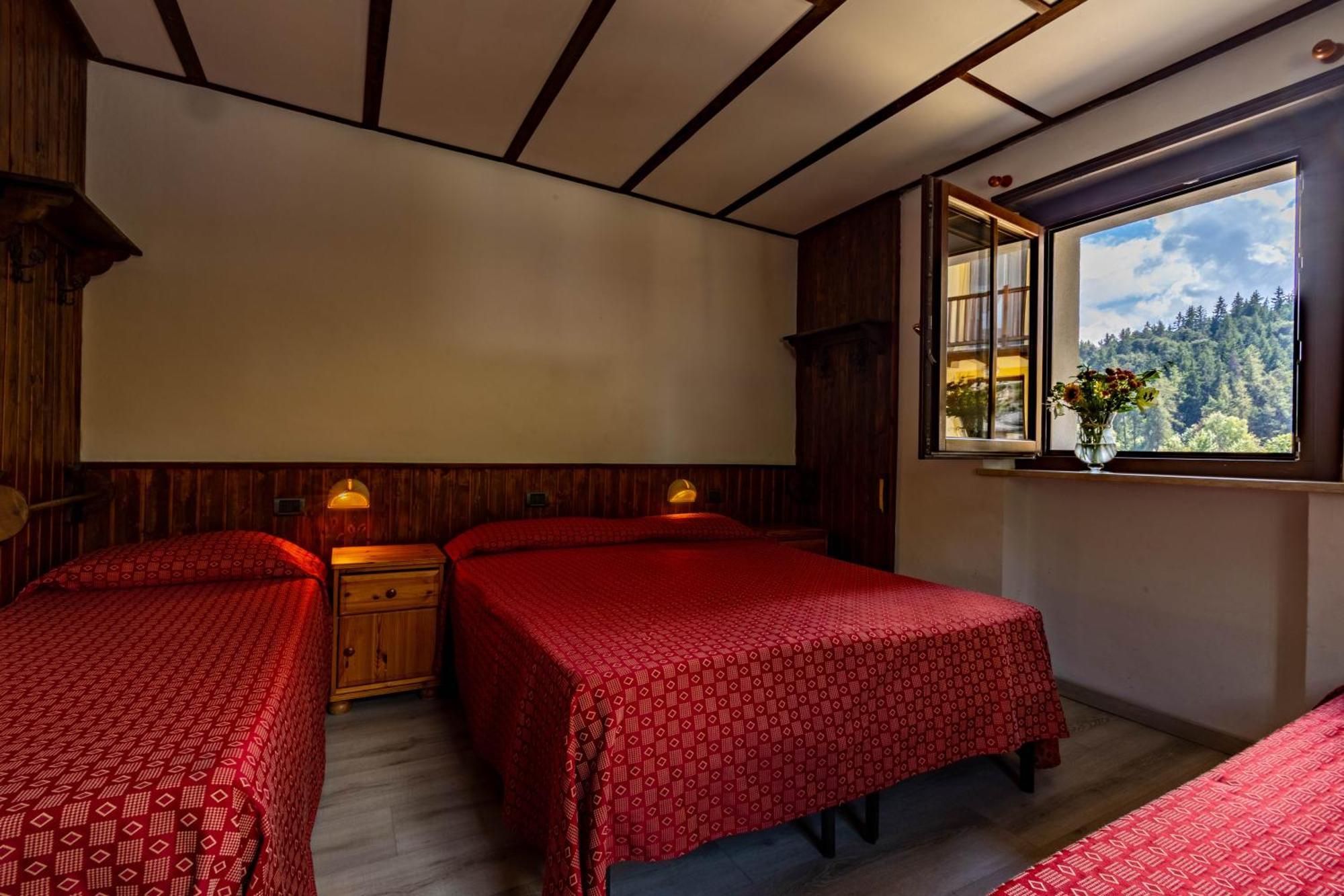 Hotel, Bar & Bistrot Saint Nicolas Gran Paradiso Luaran gambar
