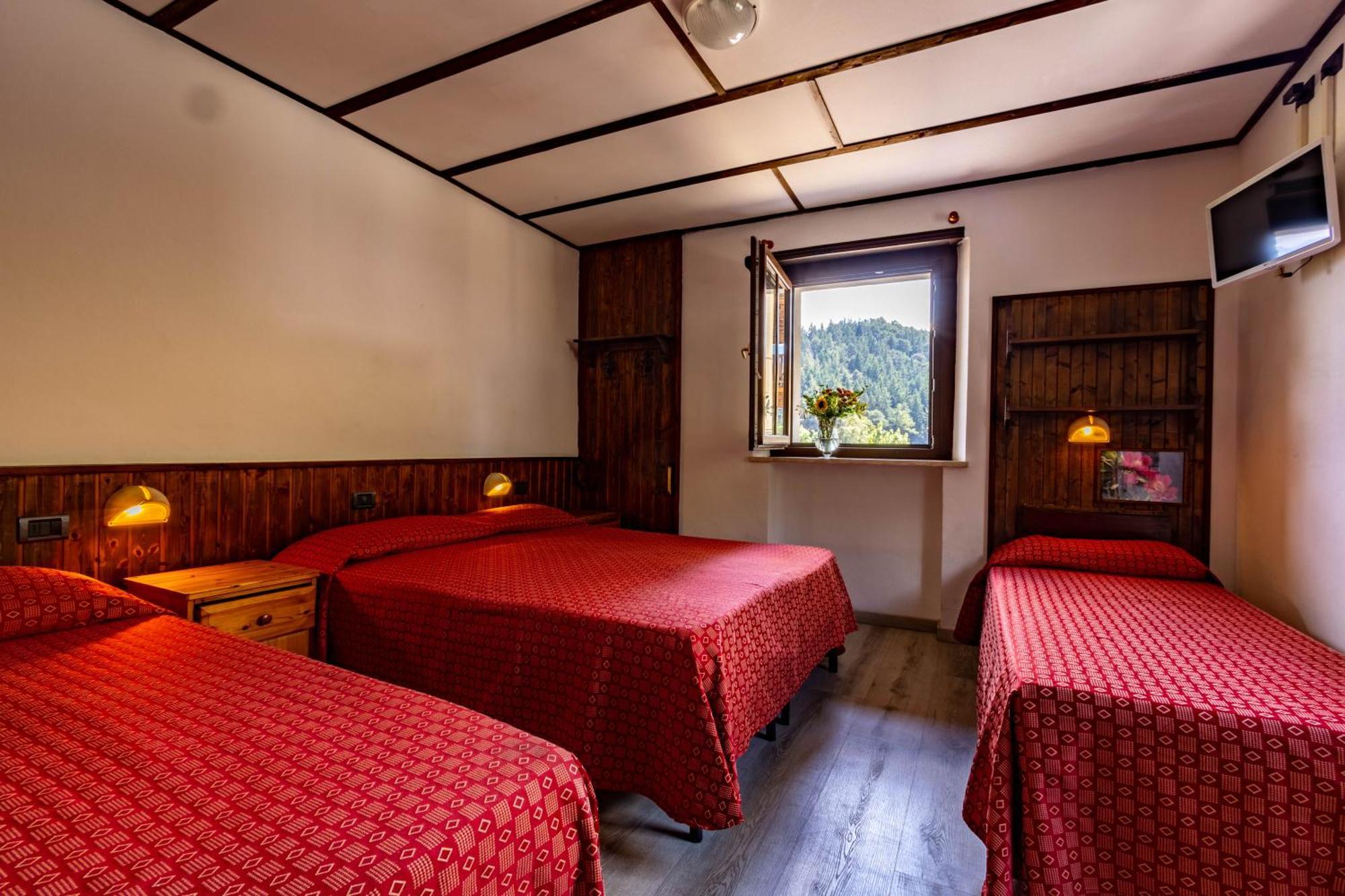 Hotel, Bar & Bistrot Saint Nicolas Gran Paradiso Luaran gambar