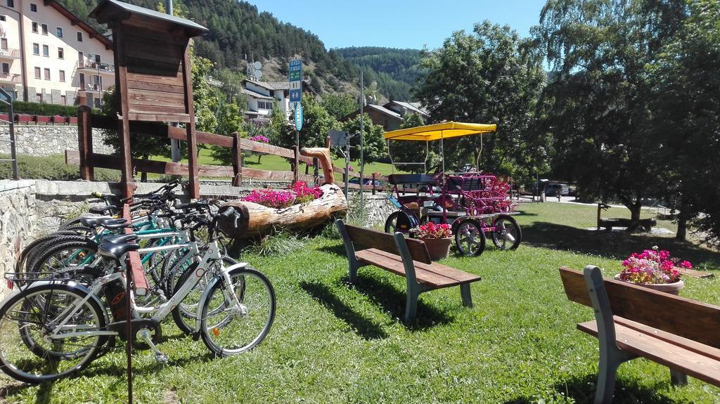 Hotel, Bar & Bistrot Saint Nicolas Gran Paradiso Luaran gambar